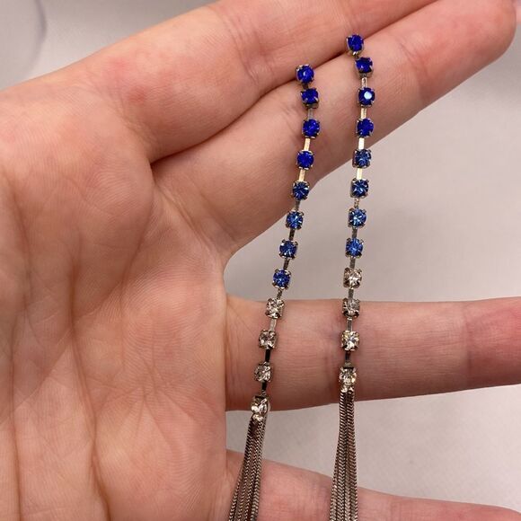 💛 Vintage Silver Tone Waterfall Crystal Tassel Earrings - Picture 6 of 8